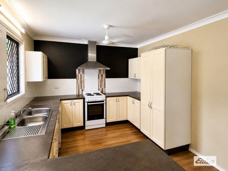 3 Treedale Street, Morayfield — photo 1 of 5