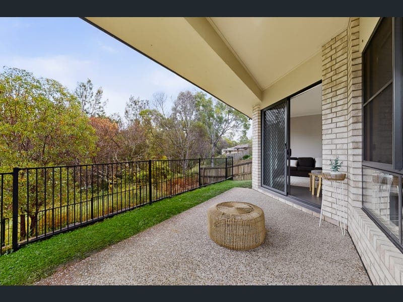 42 Banks Drive, Ormeau — photo 1 of 5