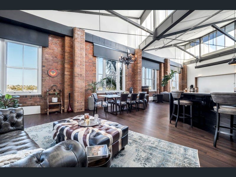 401/88 Macquarie Street, Teneriffe — photo 1 of 5