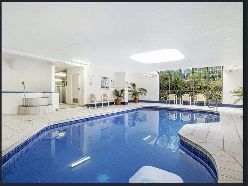 12/24 Hamilton Avenue, Surfers Paradise — photo 1 of 5