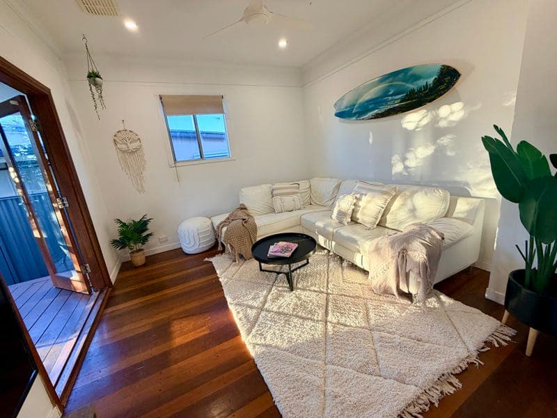 95 Westminster Avenue, Golden Beach — photo 1 of 5