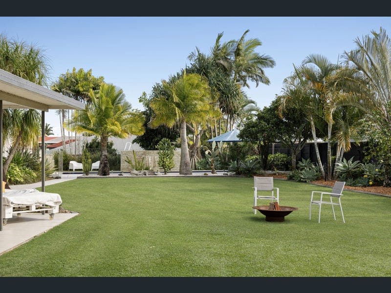 8 Homestead Drive, Little Mountain — photo 1 of 5