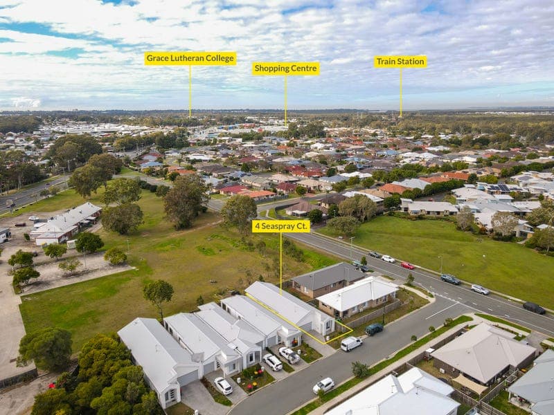 4 Seaspray Court, Deception Bay — photo 1 of 5