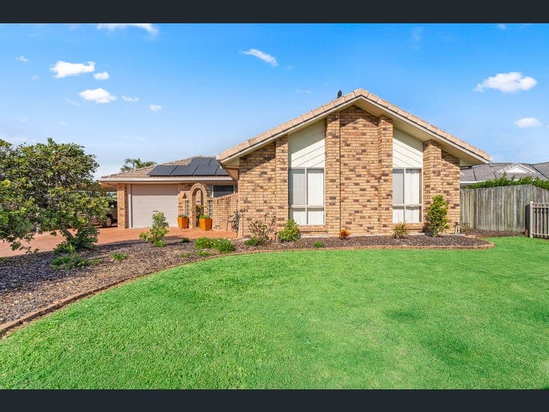 6 Musgrave Close, Kawungan — photo 1 of 5