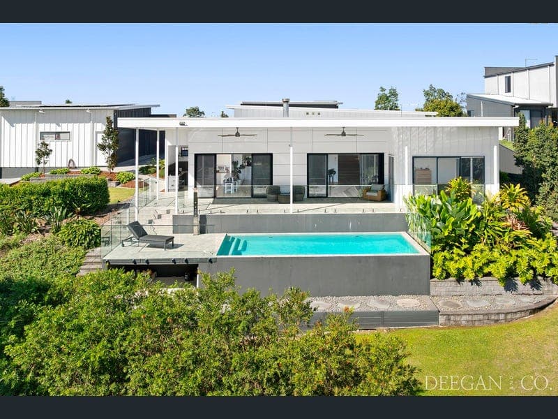 199 Palmview Forest Drive — photo 1 of 5