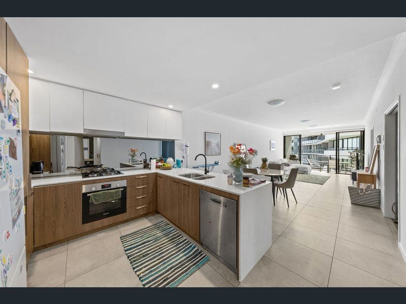 1511/1 Grant Avenue, Hope Island — photo 1 of 5