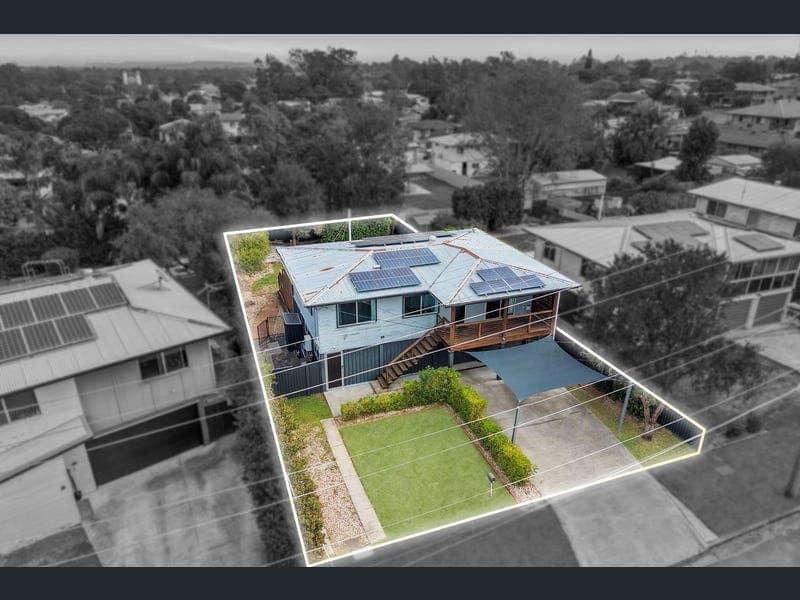 8 Mahogany Street, Raceview — photo 1 of 5