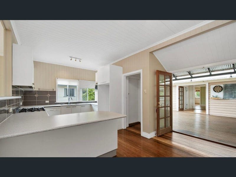 15 Tandoor Drive, Petrie — photo 1 of 5