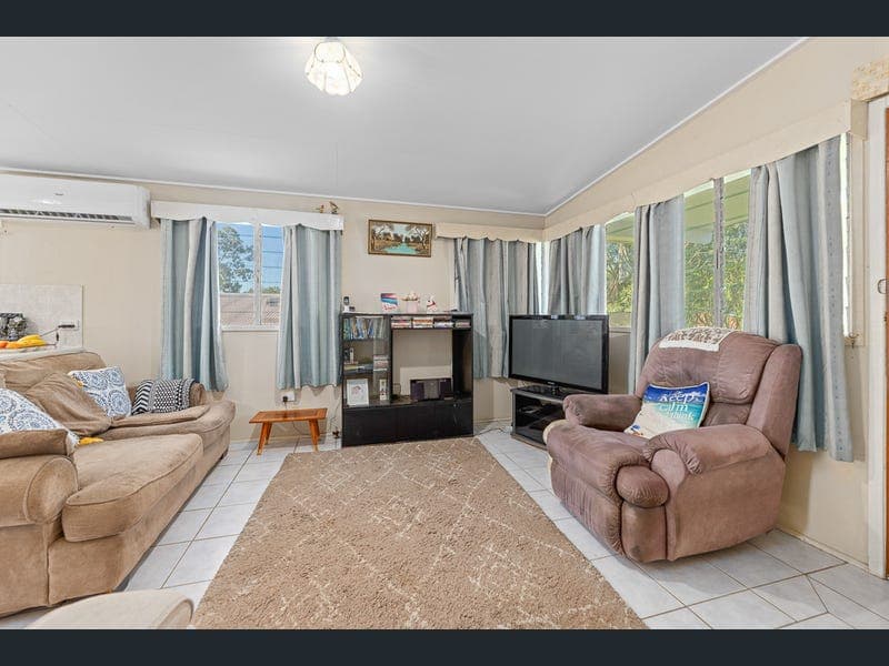 1868 Pumicestone Road, Toorbul — photo 1 of 5