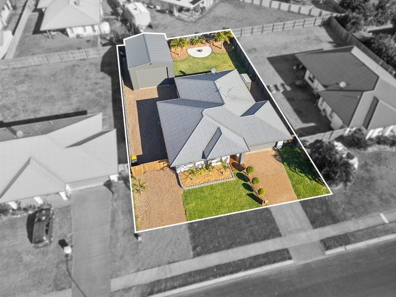 11 Chantilly Street, Bargara — photo 1 of 5