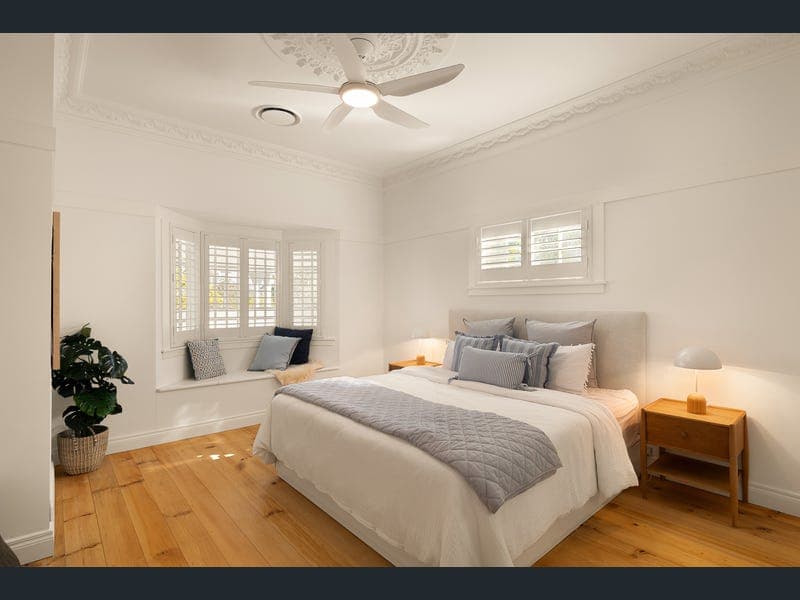 36 Brown Parade, Ashgrove — photo 1 of 5