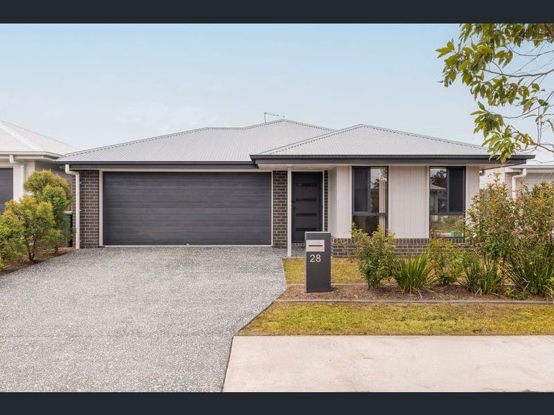 28 Rhythm Road, Ripley — photo 1 of 5