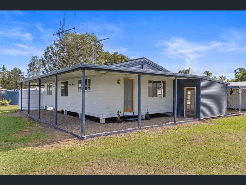 27 Woocoo Drive, Oakhurst — photo 1 of 5