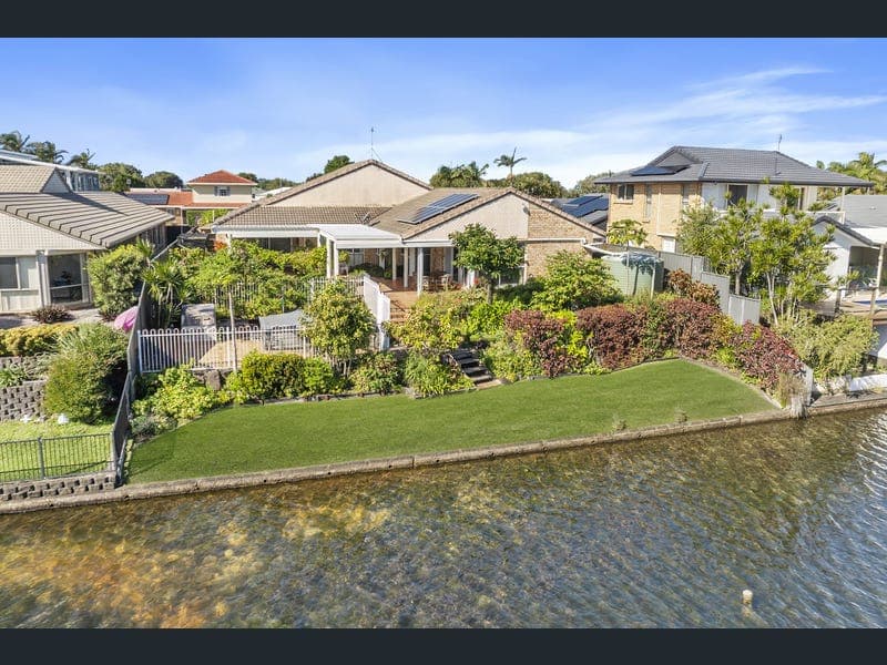 44 Ramsay Crescent, Pelican Waters — photo 1 of 5