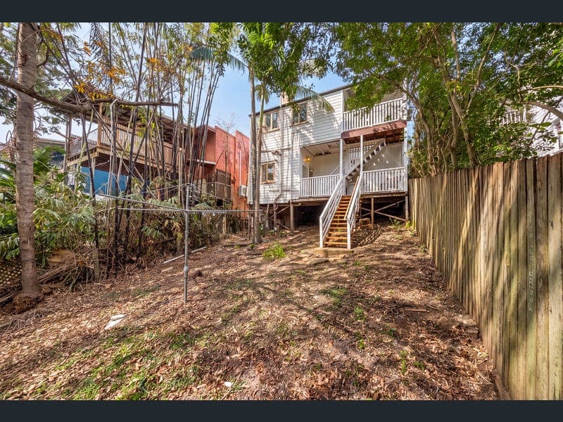 213 Latrobe Terrace, Paddington — photo 1 of 5