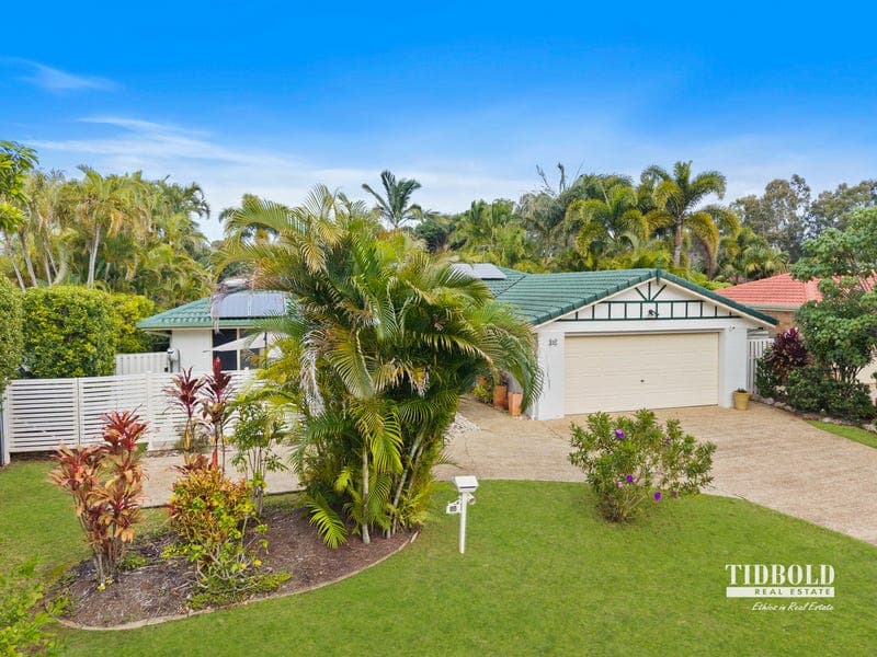 22 Pinelands Circuit, Redland Bay — photo 1 of 5