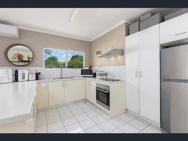 6/1-3 Pecten Avenue (Sailz Apartments), Port Douglas — photo 1 of 5