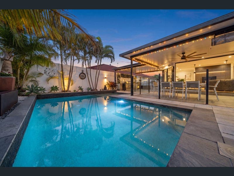 30 Regatta Avenue, Oxenford — photo 1 of 5