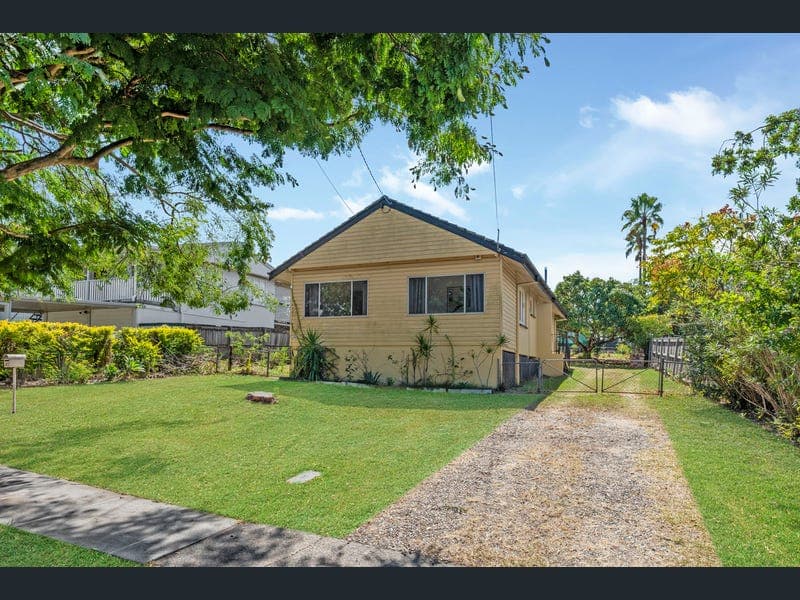 32 Marnham Street, Acacia Ridge — photo 1 of 5