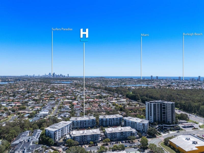 2204/12-14 Executive Drive, Burleigh Waters — photo 1 of 5