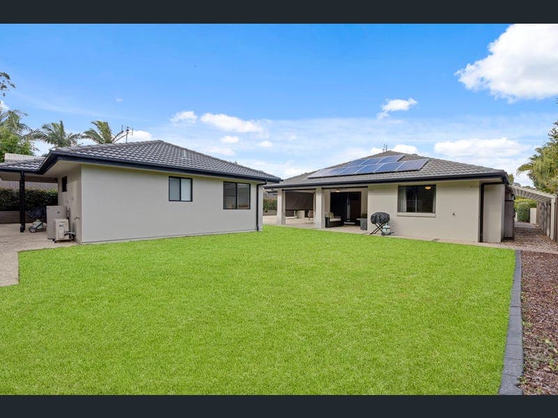 21 Cougal Circuit, Caloundra West — photo 1 of 5
