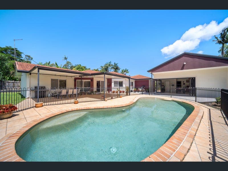 104a Golf Links Road, Buderim — photo 1 of 5