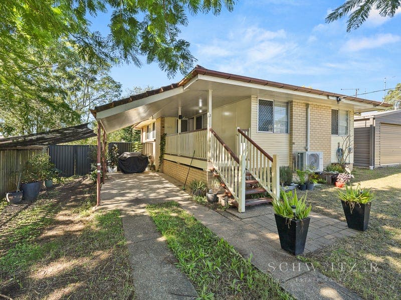 3 Davies Street, Riverview — photo 1 of 5
