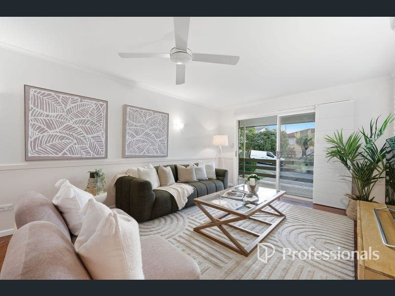 21 Joalah Crescent, Ferny Hills — photo 1 of 5