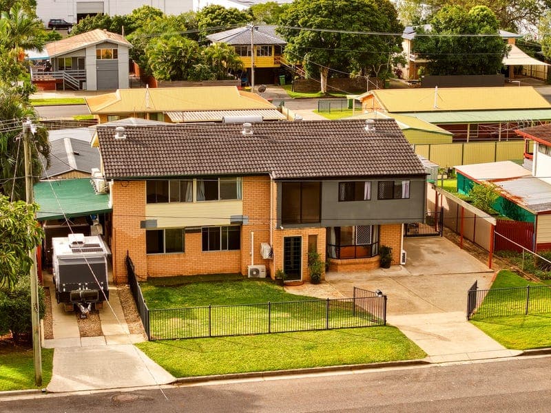 13 Saturn Street, Capalaba — photo 1 of 5