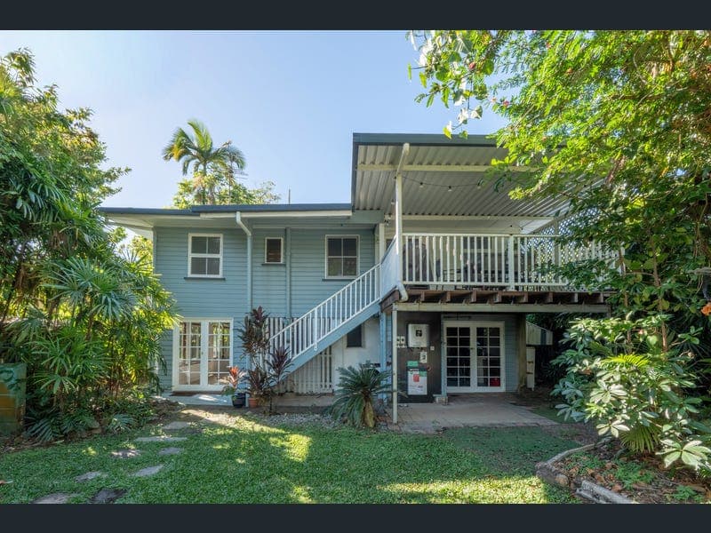 153 Greenslopes Street, Edge Hill — photo 1 of 5