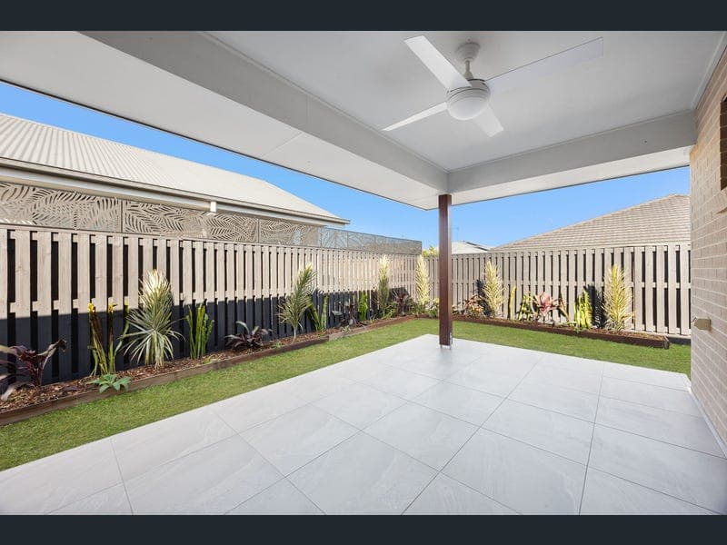 23 Scenery Crescent, Narangba — photo 1 of 5
