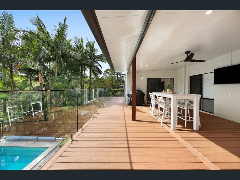8 Grampian Court, Reedy Creek — photo 1 of 5