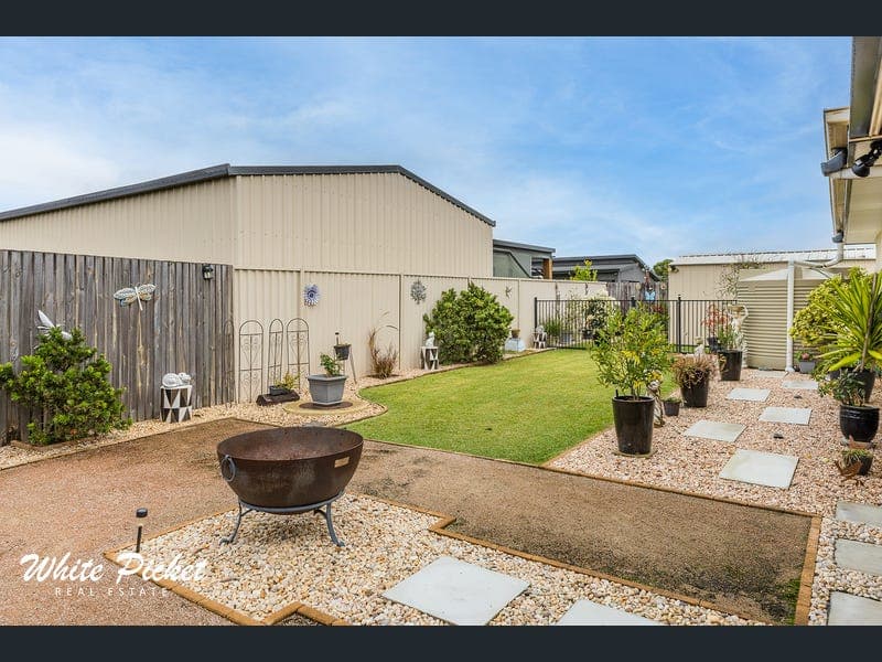 20 Dorothy Place, Mirani — photo 1 of 5