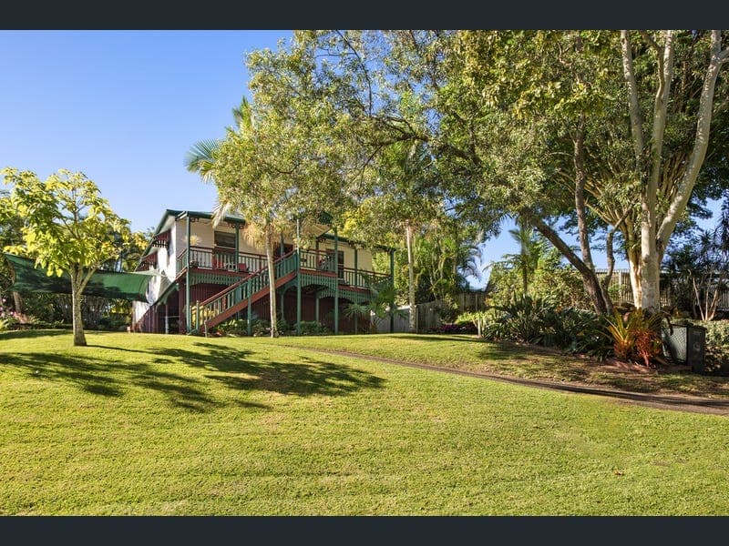 12 ZEPHYR STREET, Nerang — photo 1 of 5
