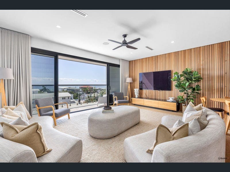 1/22 Wagawn Street, Tugun — photo 1 of 5