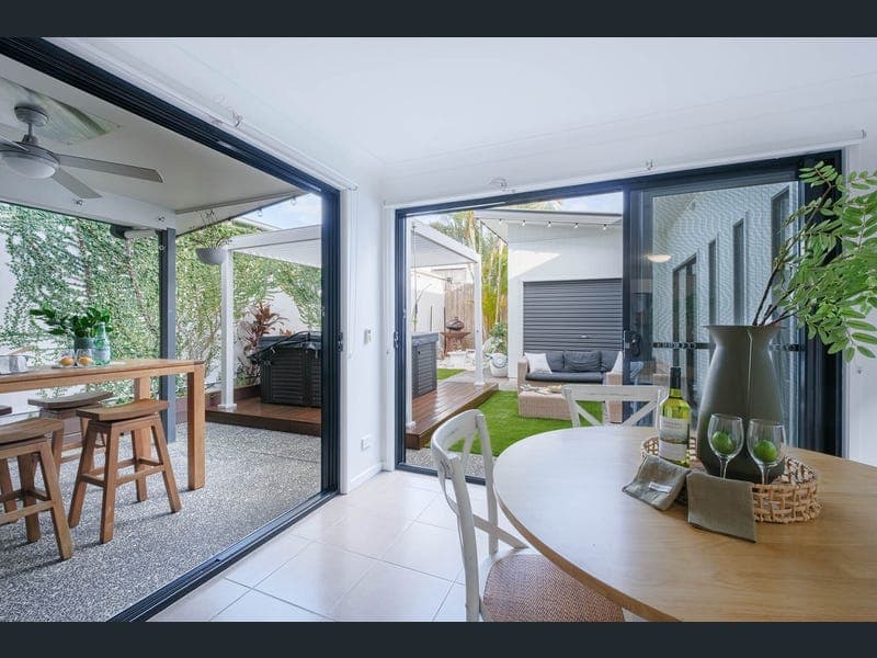 10 St Clair Street, Maroochydore — photo 1 of 5