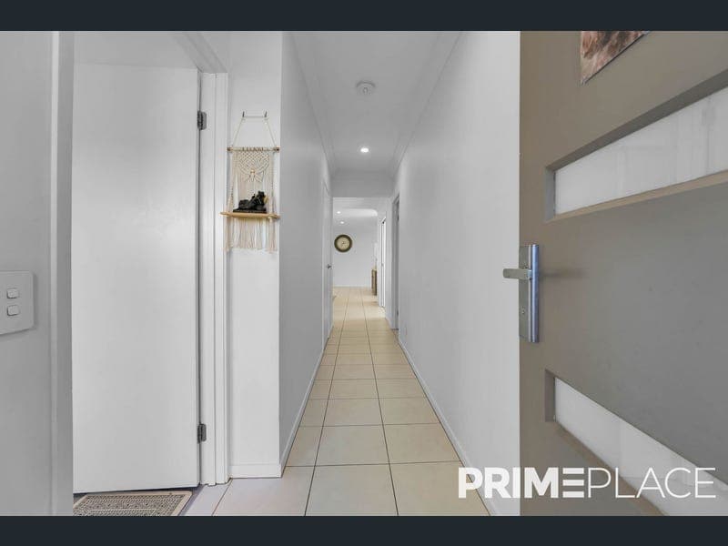 30 Prion Crescent, Bellbird Park — photo 1 of 5