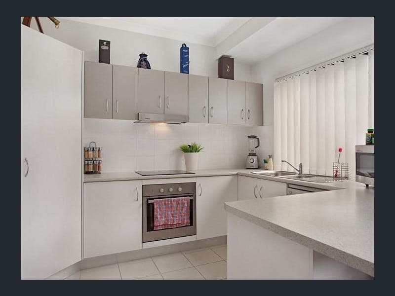 56 Elkington Circuit, North Lakes — photo 1 of 5