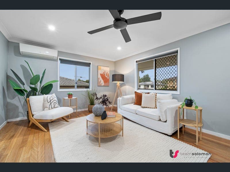 7 Hampton Street, Alexandra Hills — photo 1 of 5