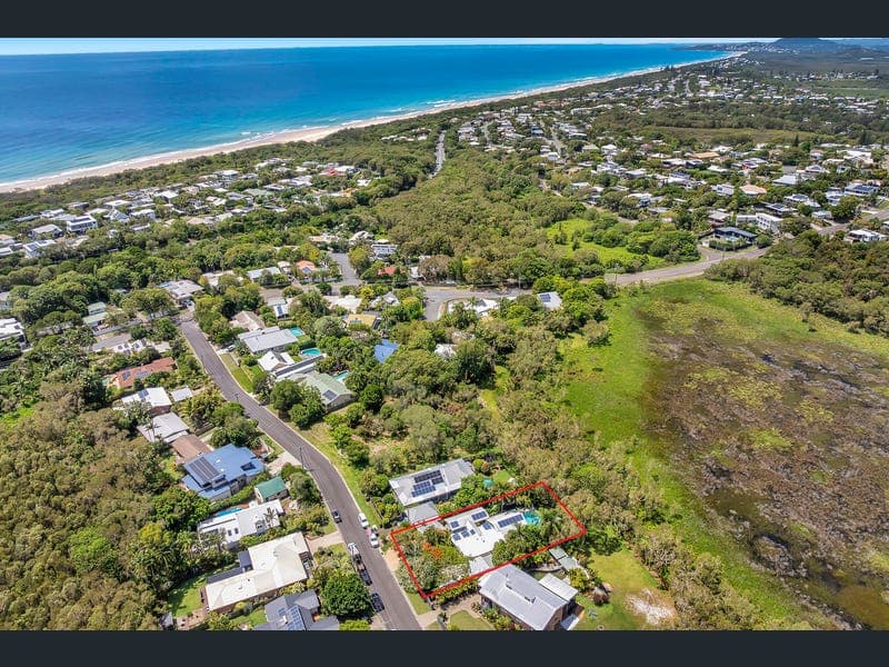 15 Sandalwood Close, Marcus Beach — photo 1 of 5