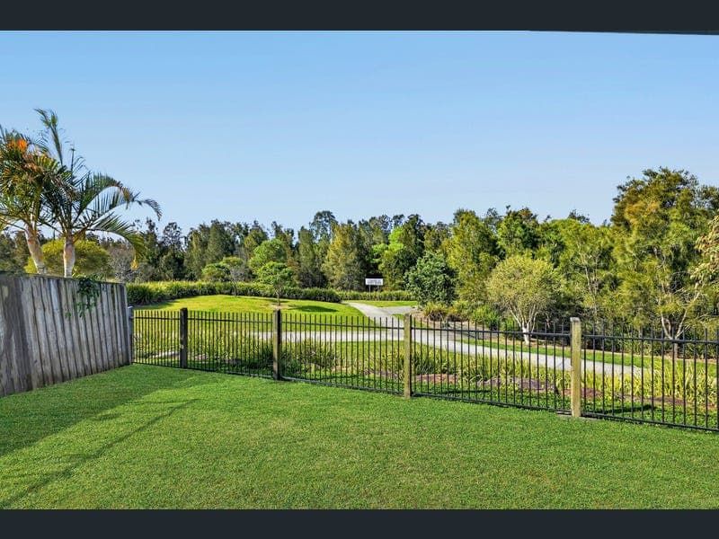 85 Lindeman Circuit, Pimpama — photo 1 of 5