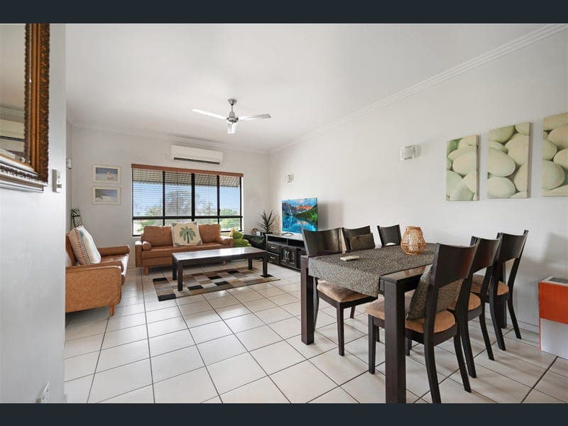 1/58 Glenlyon Street, Gladstone Central — photo 1 of 5