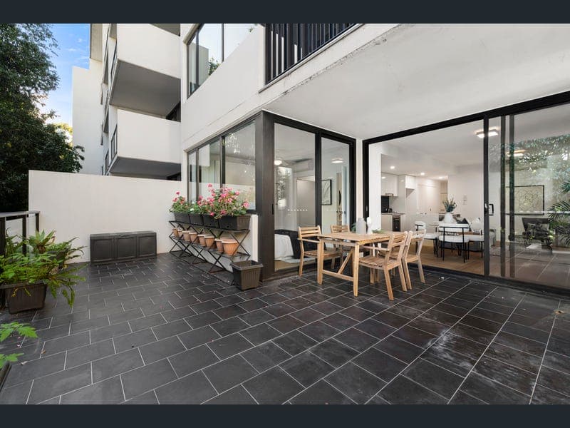 6/31 Peter Doherty Street, Dutton Park — photo 1 of 5