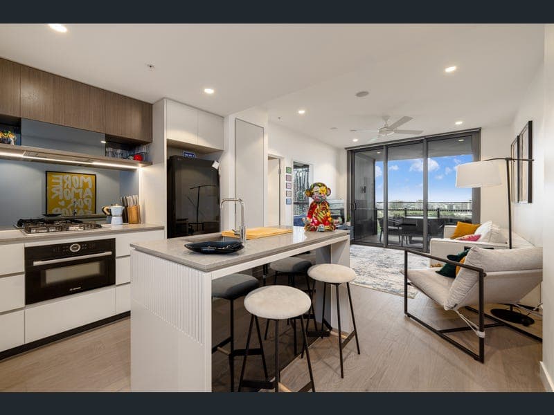 1313/8 Margaret Street, Brisbane City — photo 1 of 5