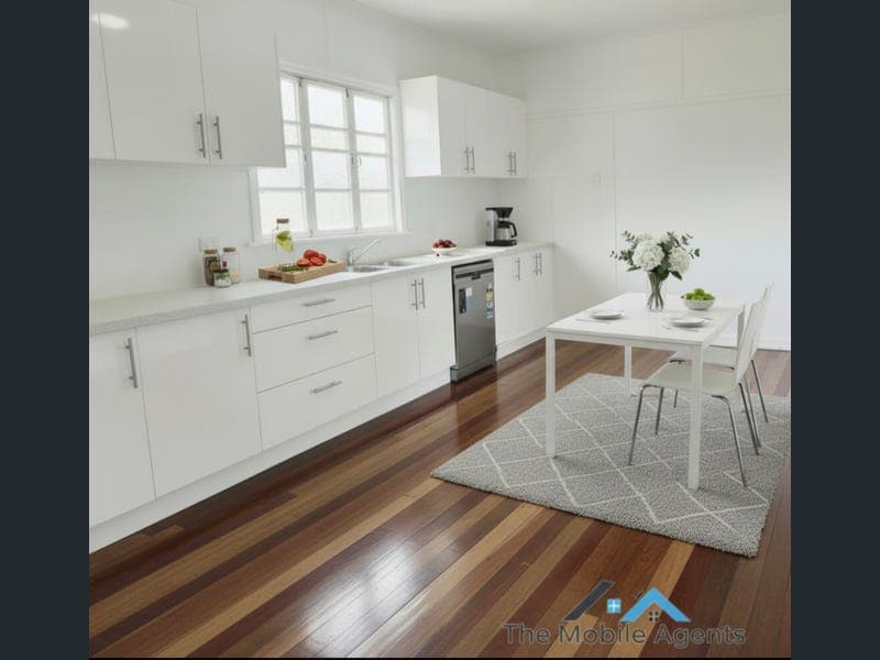 28 SYDNEY STREET, Brassall — photo 1 of 2