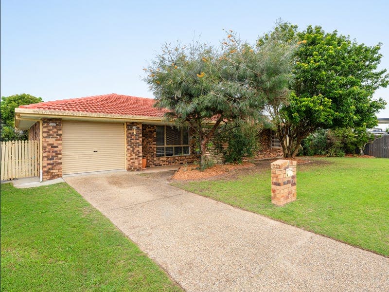 1 Pannaroo Street, Buddina — photo 1 of 5