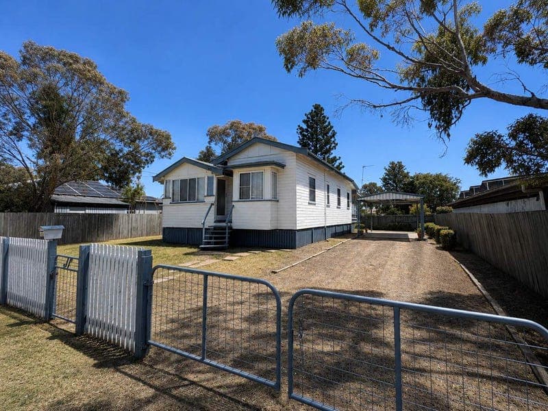 16A Geisel Street, Dalby — photo 1 of 5
