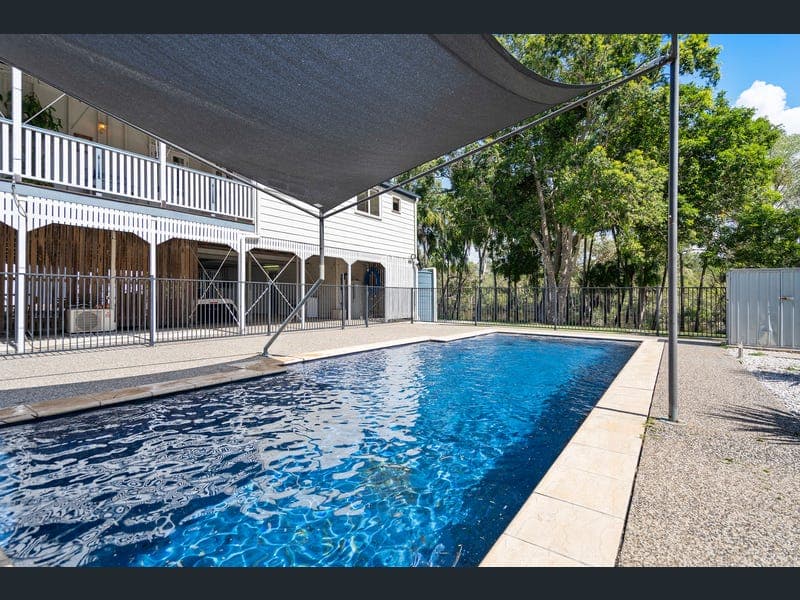 40 Kingfisher Crescent, Moore Park Beach — photo 1 of 5