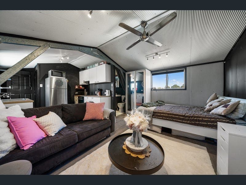 5 Sawyers Court, Gowrie Junction — photo 1 of 5