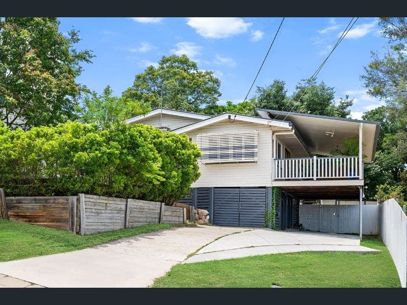 4 Dellow Street, Acacia Ridge — photo 1 of 5